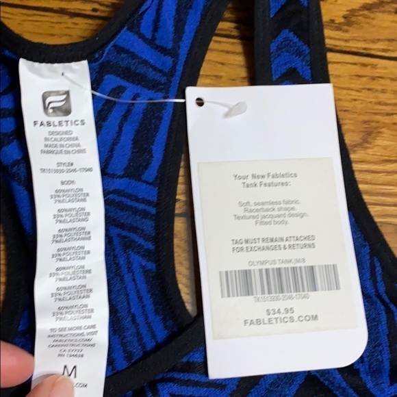 fabletics NWT Olympus Tank Medium D4 - Picture 4 of 10